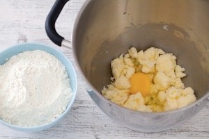 Preparazione Torta ai frutti rossi - Fase 1