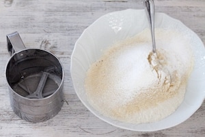 Preparazione Torta di carote - Fase 2