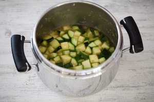 Preparazione Vellutata di zucchine - Fase 3