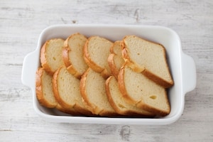 Preparazione French toast al forno - Fase 1