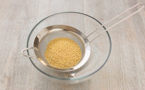 Preparazione Insalata di miglio, fichi e noci all'aceto balsamico - Fase 1