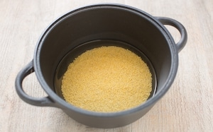 Preparazione Insalata di miglio, fichi e noci all'aceto balsamico - Fase 1