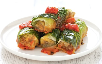 Involtini di verza alla salsiccia