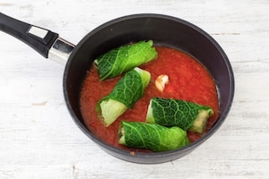 Preparazione Involtini di verza alla salsiccia - Fase 4