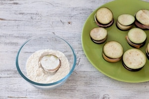 Preparazione Melanzane ripiene fritte - Fase 2