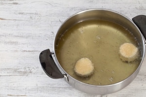 Preparazione Melanzane ripiene fritte - Fase 4