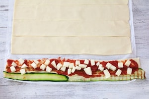 Preparazione Rose di zucchine alla parmigiana - Fase 3