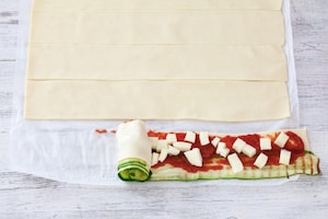 Preparazione Rose di zucchine alla parmigiana - Fase 4