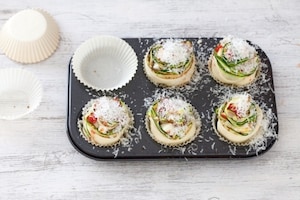 Preparazione Rose di zucchine alla parmigiana - Fase 4