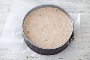 Preparazione Torta Kinder Bueno - Fase 6