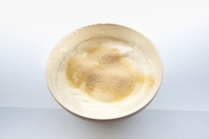 Preparazione Torta senza glutine alla frutta - Fase 1