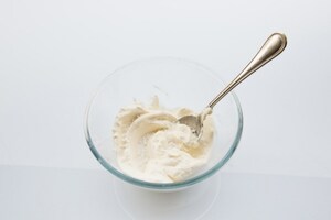 Preparazione Torta senza glutine alla frutta - Fase 3