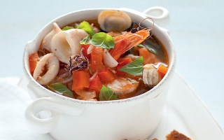 Brodetto di pesce con peperoni Brodetto di pesce con peperoni