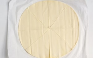 Preparazione Croissant alle mele - Fase 1