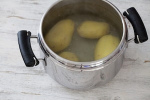 Preparazione Parmigiana di patate - Fase 1