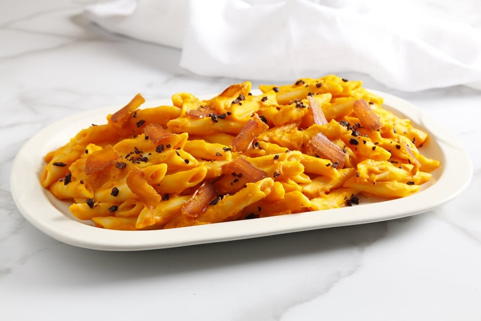 Ziti con zucca, bottarga e fave di cacao ricetta