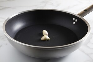 Preparazione Spaghetti al pomodoro e vaniglia - Fase 1