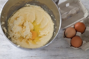 Preparazione Torta al tè Matcha - Fase 1