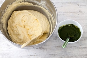 Preparazione Torta al tè Matcha - Fase 2