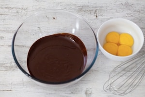 Preparazione Torta tenerina ai lamponi - Fase 1