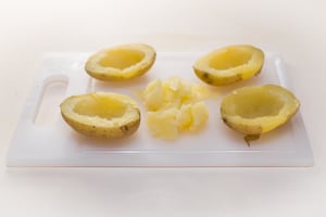 Preparazione Barchette di patate ai funghi  - Fase 1