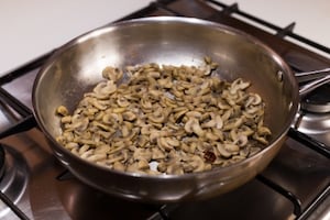 Preparazione Barchette di patate ai funghi  - Fase 2