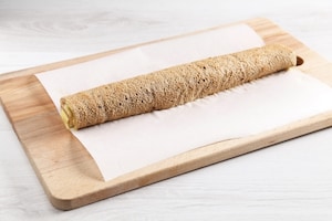 Preparazione Girella al cacao con crema al cioccolato bianco  - Fase 3