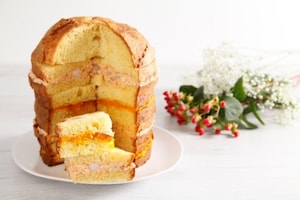 Preparazione Panettone farcito salato con zucca, crema alla trapanese e gamberi - Fase 9