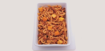 Preparazione Pasticcio di gramigna con ragù di manzo e zucca - Fase 2 Preparazione Pasticcio di gramigna con ragù di manzo e zucca - Fase 2