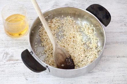 Preparazione Risotto alla zucca con strachitunt e fave di cacao - Fase 3 Preparazione Risotto alla zucca con strachitunt e fave di cacao - Fase 3