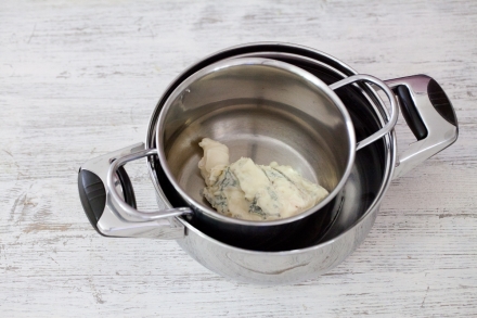 Preparazione Risotto alla zucca con strachitunt e fave di cacao - Fase 2 Preparazione Risotto alla zucca con strachitunt e fave di cacao - Fase 2