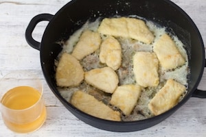 Preparazione Scaloppine di pollo al limone, miele e anice stellato - Fase 2