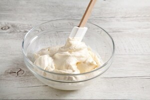 Preparazione Tiramisù allo zabaione - Fase 2