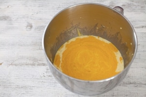 Preparazione Torta alla zucca, mandorle e noce moscata - Fase 5