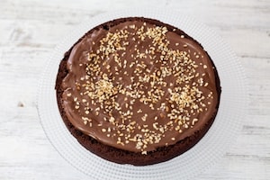 Preparazione Torta Ferrero Rocher - Fase 3