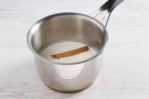 Preparazione Tortelloni al cioccolato ripieni con crema al gianduia - Fase 4