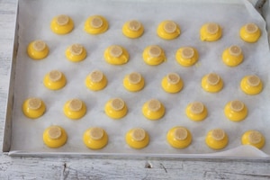 Preparazione Bigné craquelin con crema al mascarpone e caffè - Fase 5