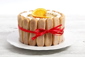 Preparazione Charlotte al cioccolato fondente e gelée all’arancia - Fase 3