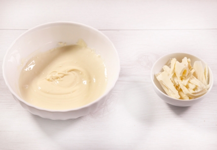 Preparazione Choco ball di cioccolato bianco - Fase 2 Preparazione Choco ball di cioccolato bianco - Fase 2