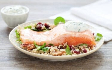 Filetto di salmone con insalata di quinoa