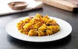 Fusillotti con zucca, lenticchie e prosciutto croccante