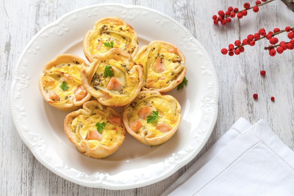 Mini quiche al salmone e patate ricetta