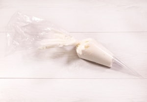 Preparazione Tartine ricotta, salmone e caviale di limone - Fase 2