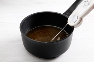 Preparazione Torrone morbido al cioccolato - Fase 1