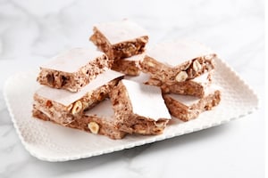 Preparazione Torrone morbido al cioccolato - Fase 6
