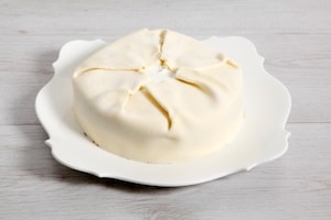 Preparazione Torta natalizia ricoperta di cioccolato bianco - Fase 6