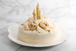 Preparazione Torta natalizia ricoperta di cioccolato bianco - Fase 7