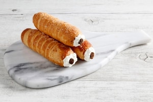 Preparazione Cannoli con crema al caffè - Fase 3