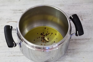 Preparazione Crema di broccoli al latte di cocco - Fase 1