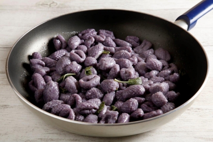 Preparazione Gnocchi di patate viola - Fase 3 Preparazione Gnocchi di patate viola - Fase 3